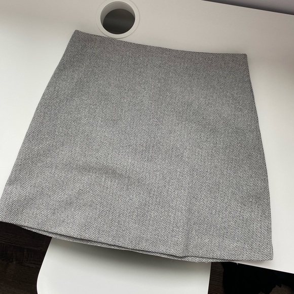 Wilfred Dresses & Skirts - Wool mini skirt by Wilfred